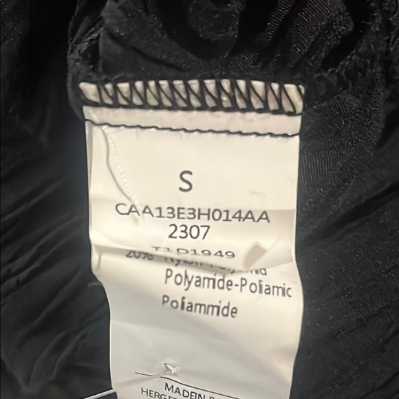 Cupshe Black Crepe Jogger Jumpsuit - Picture 8 of 16